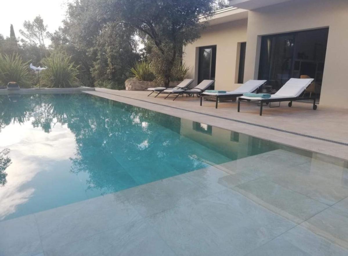 La Villa Kallisté Vacquières Exterior foto